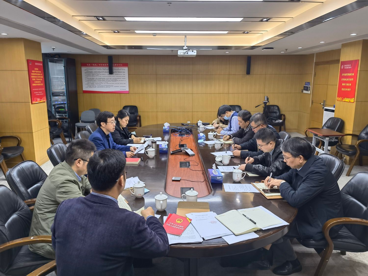 ff2809d2f50fda73304f3ecf8f92266.jpg ff2809d2f50fda73304f3ecf8f92266.jpg